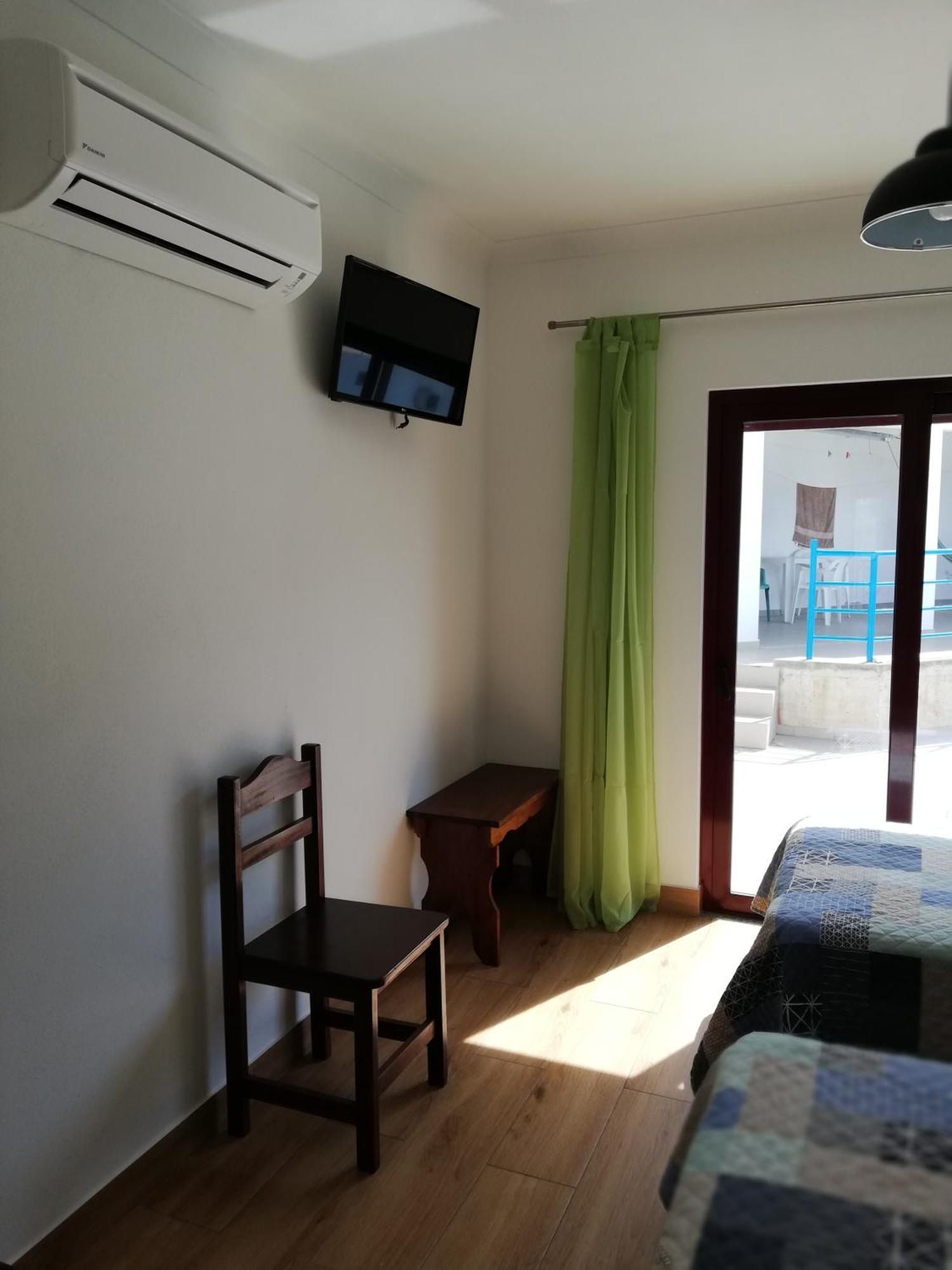 Sol Mar Hotel Odeceixe Ruang foto
